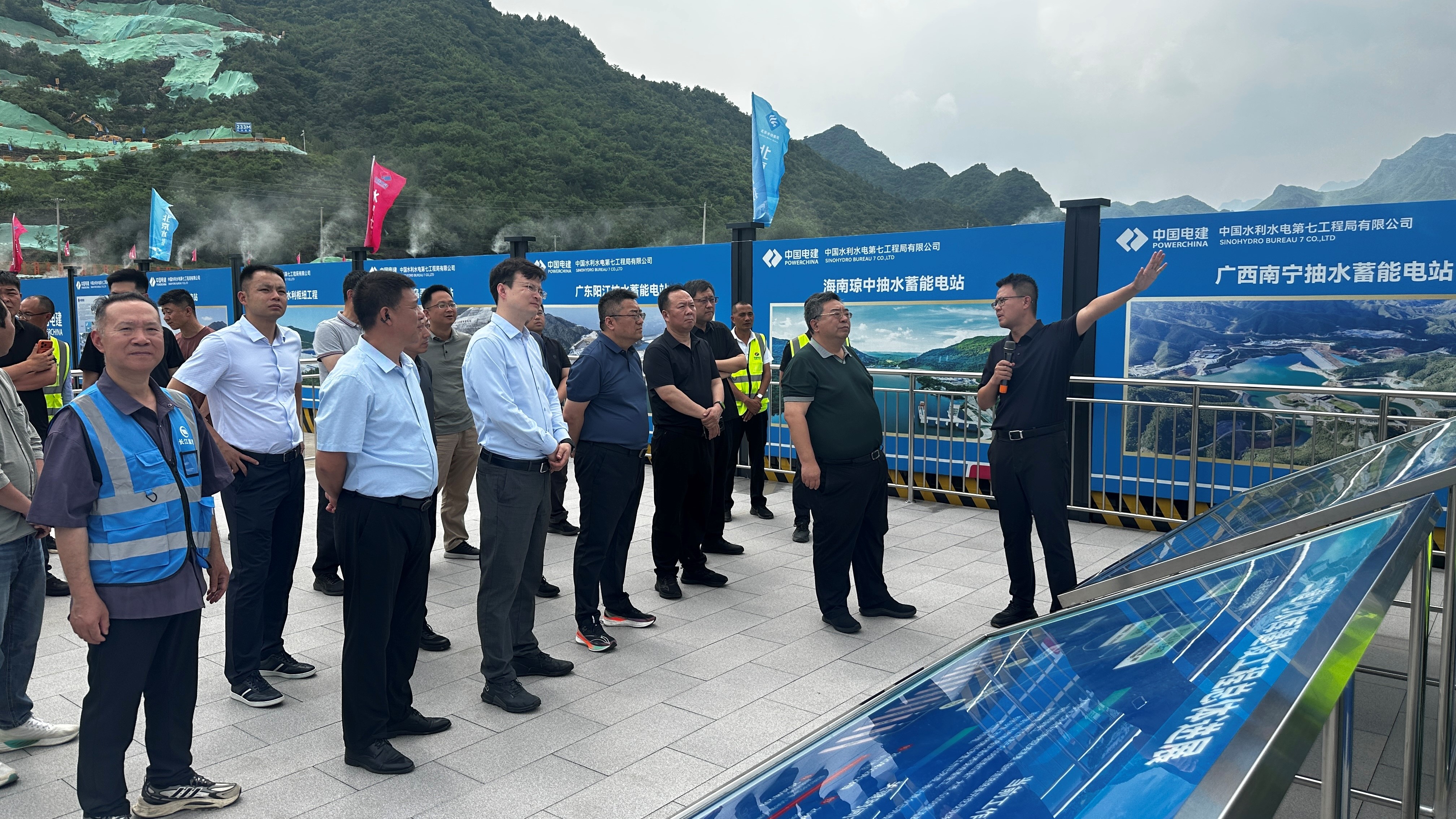 ut88.com官网集团党委书记、董事长齐春利带队调研建管公司和二道河水库建设工程情况